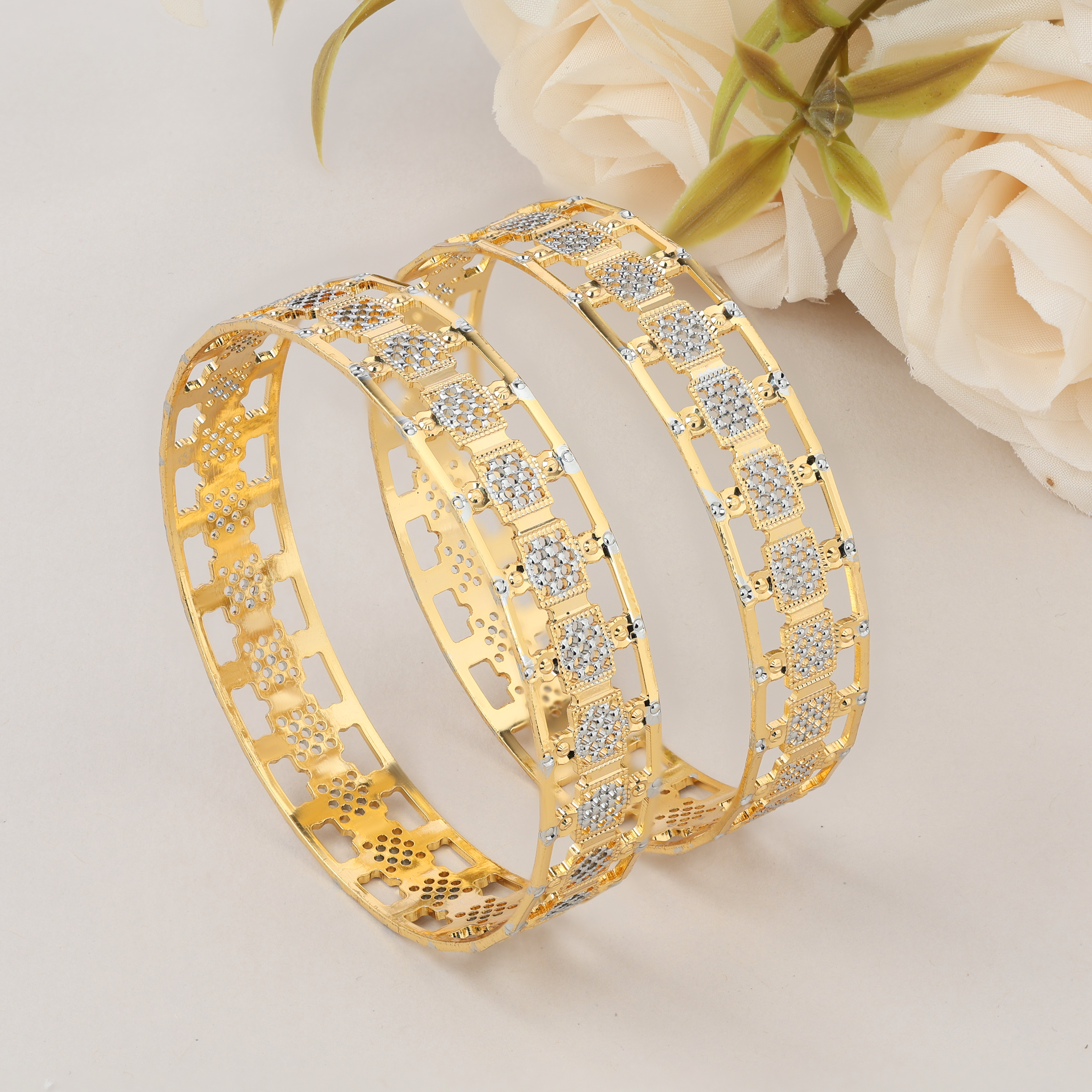Royal Link 100mg Gold Plated 15mm Broad Bangles